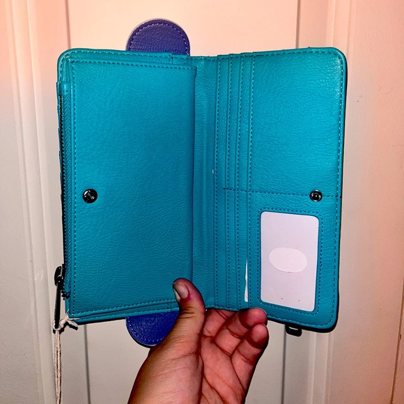 Nightmare Before Christmas Loungefly Wallet - Picture 4 of 4